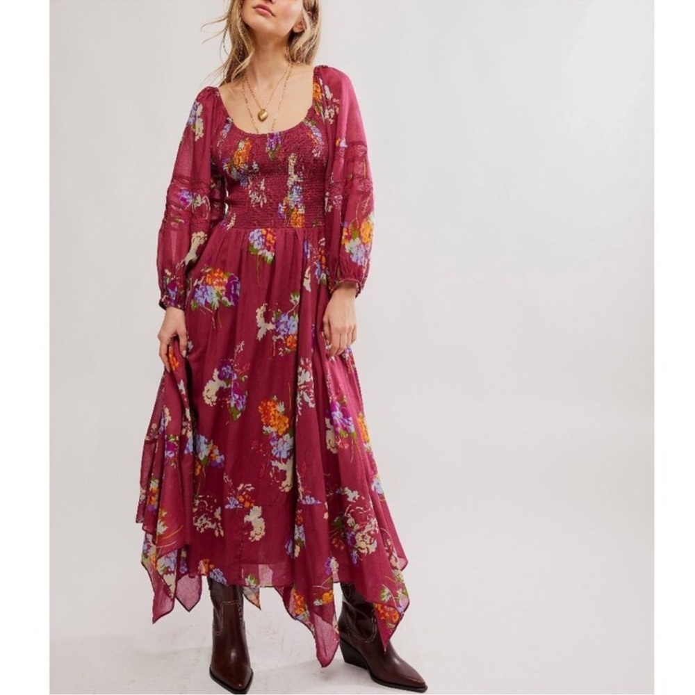 Floral Scoop-Neck Long Sleeve Maxi Dress in Berry